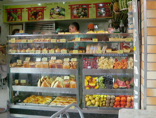 Muito prazer （ムイント プラゼール）のイメージ